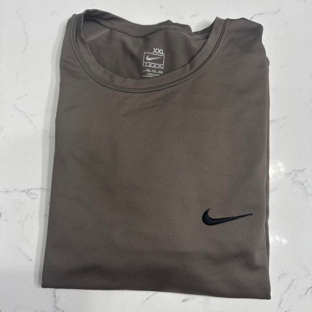 Nike Men's Brown and Grey T-shirt